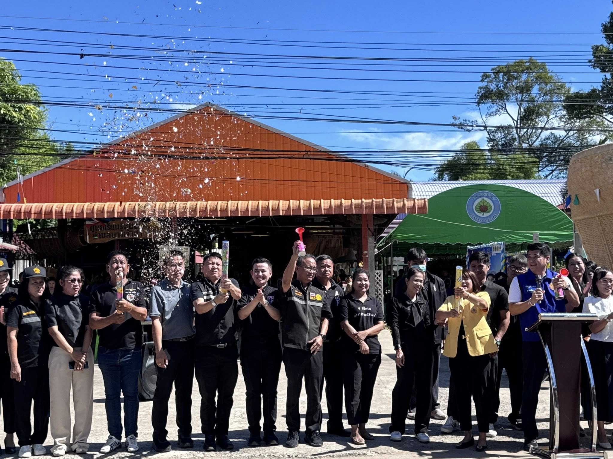 title - ไทยช่วยไทย ลดภาระ ลดค่าครองชีพ! โครงการจำหน่ายสินค้าราคาประหยัด เพื่อช่วยเหลือและบรรเทาภาระค่าครองชีพให้กับพี่น้องประชาชนในพื้นที่